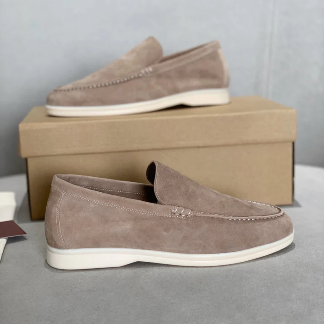 Chique suède loafers